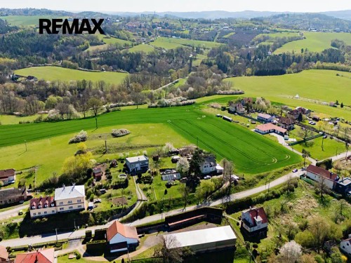 Prodej stavebního pozemku 1185 m²