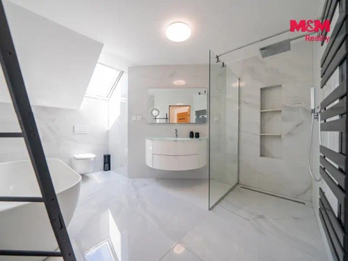 Prodej domu 170 m², pozemek 1928 m²