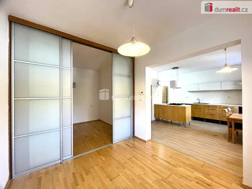 Prodej bytu 2+1 71 m²