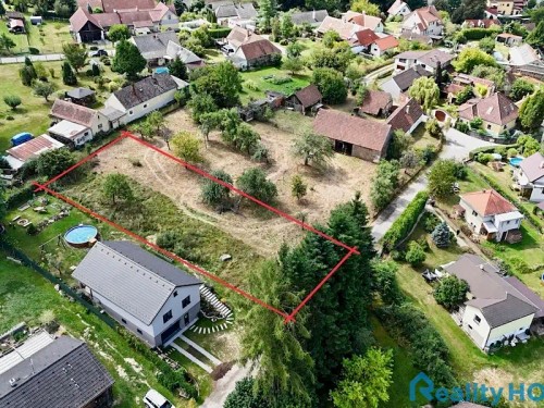 Prodej stavebního pozemku 740 m²