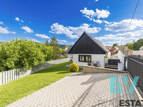 Prodej chalupy 186 m², pozemek 871 m²