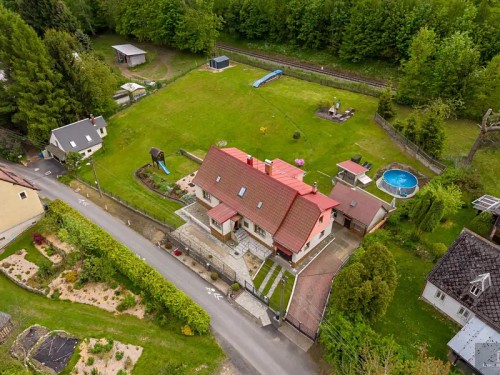 Prodej domu 214 m², pozemek 1338 m²
