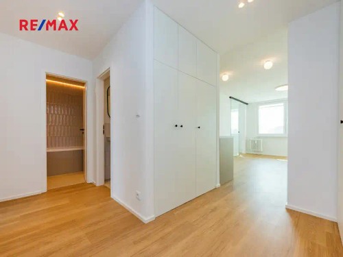 Prodej bytu 4+kk 73 m²