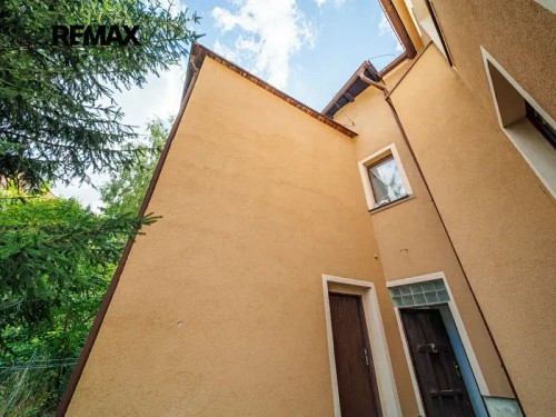 Prodej domu 340 m², pozemek 300 m²