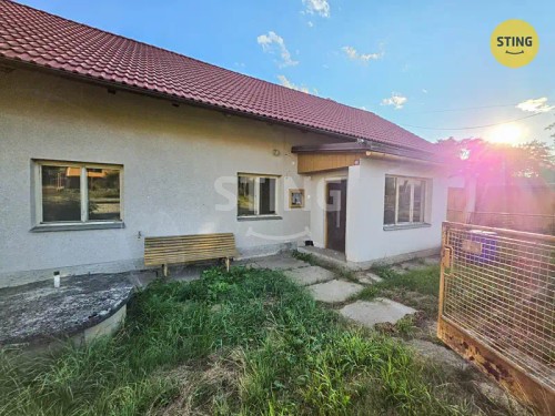 Prodej domu 340 m², pozemek 2398 m²