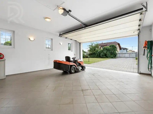 Prodaný dům 420 m², pozemek 2462 m²