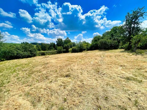 Prodej stavebního pozemku 1357 m²
