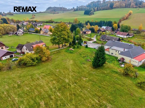 Prodej stavebního pozemku 1212 m²