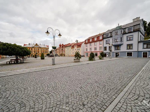 Prodej domu 932 m², pozemek 1353 m²
