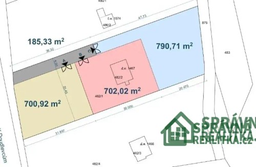 Prodej stavebního pozemku 750 m²