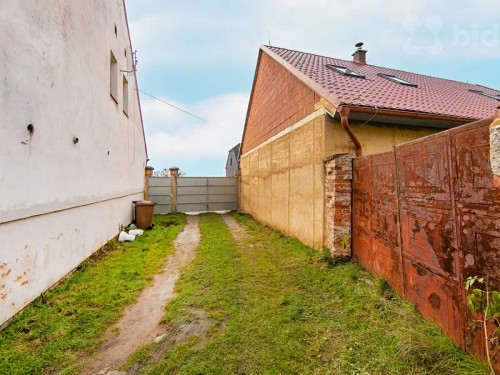 Prodej stavebního pozemku 1932 m²