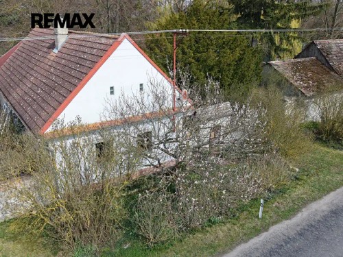 Prodej stavebního pozemku 4331 m²