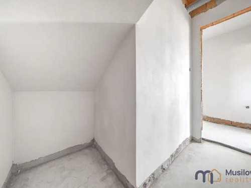 Prodej domu 194 m², pozemek 1131 m²