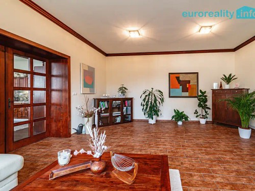 Prodej domu 274 m², pozemek 627 m²