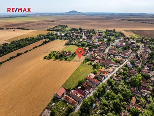 Prodej stavebního pozemku 1499 m²
