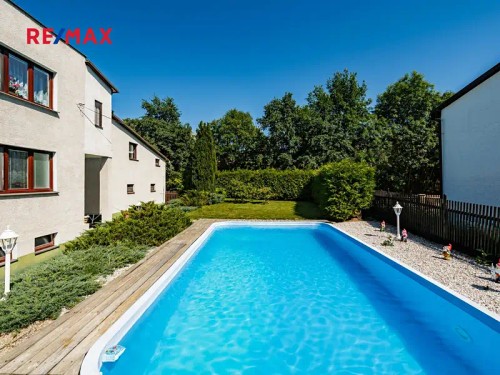 Prodej domu 290 m², pozemek 1221 m²