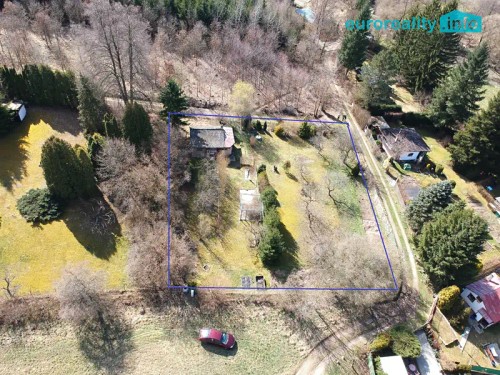 Prodej stavebního pozemku 1617 m²