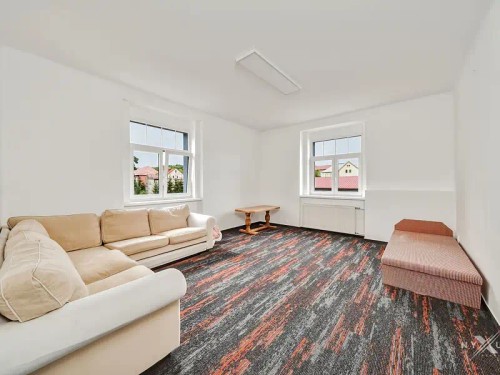 Prodej domu 932 m², pozemek 1353 m²