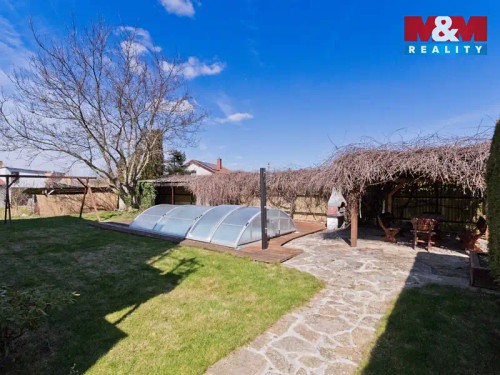 Prodej domu 303 m², pozemek 924 m²