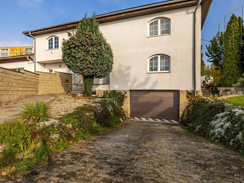 Prodej domu 568 m², pozemek 1309 m²