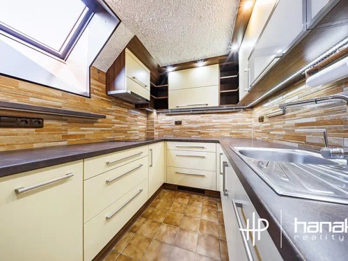 Prodej domu 277 m², pozemek 3924 m²