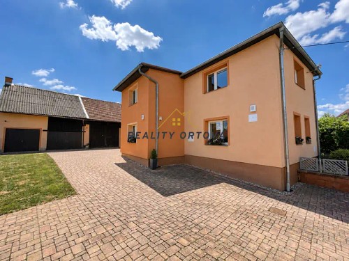 Prodej domu 166 m², pozemek 2688 m²