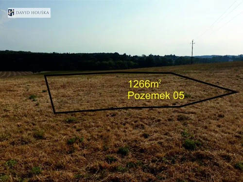 Prodej stavebního pozemku 826 m²