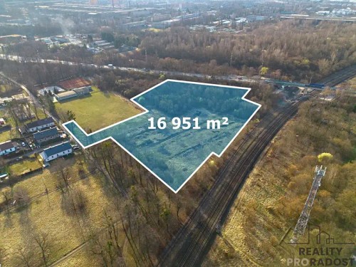 Prodej stavebního pozemku 16951 m²