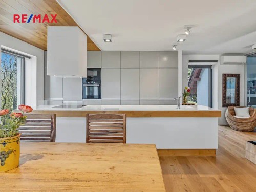 Prodej domu 285 m², pozemek 657 m²