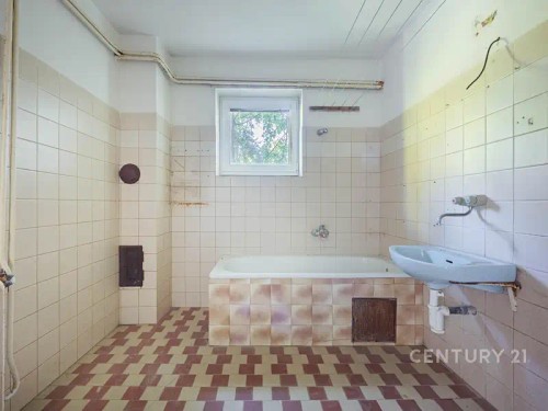 Prodej zemědělské usedlosti 196 m², pozemek 3955 m²