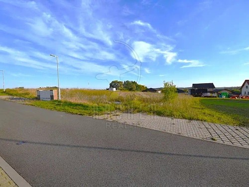 Prodej stavebního pozemku 800 m²