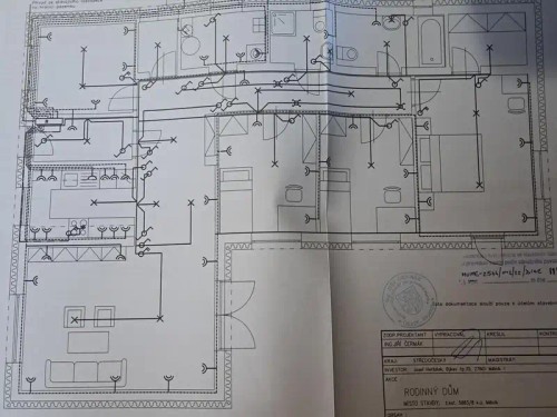 Prodej stavebního pozemku 1713 m²
