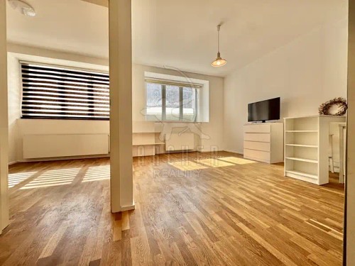 Prodej bytu 2+kk 64 m²