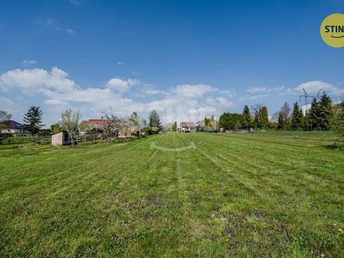 Prodej stavebního pozemku 1348 m²