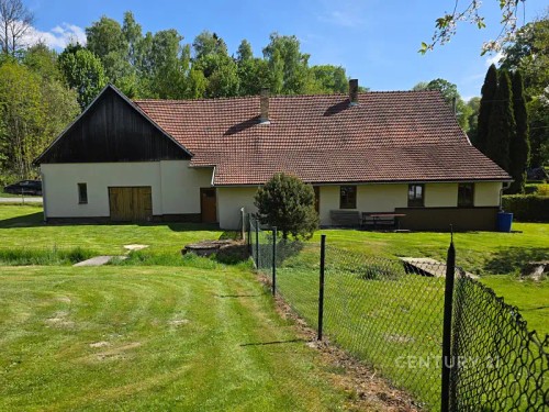 Prodej domu 200 m², pozemek 1465 m²