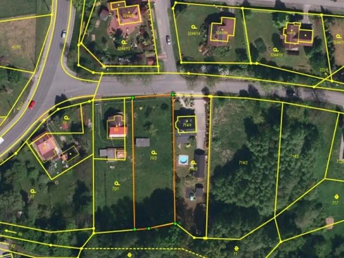 Prodej stavebního pozemku 1528 m²