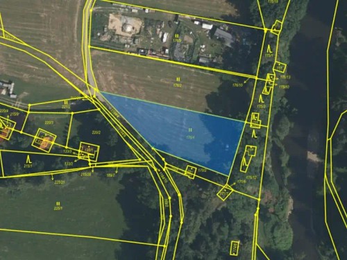 Prodej stavebního pozemku 1759 m²