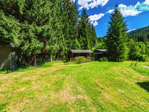 Prodej chalupy 460 m², pozemek 18858 m²