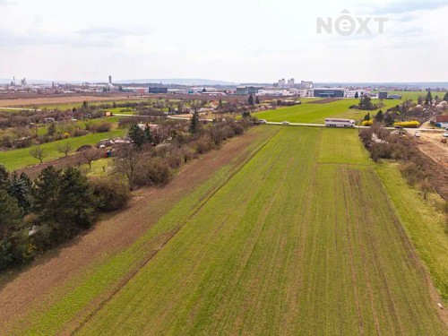 Prodej stavebního pozemku 2814 m²