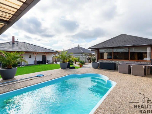 Prodej domu 137 m², pozemek 1000 m²