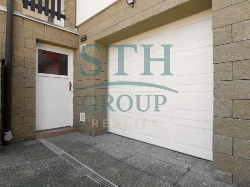 Prodej domu 202 m², pozemek 459 m²