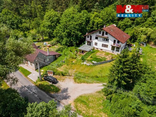 Prodej domu 300 m², pozemek 2108 m²