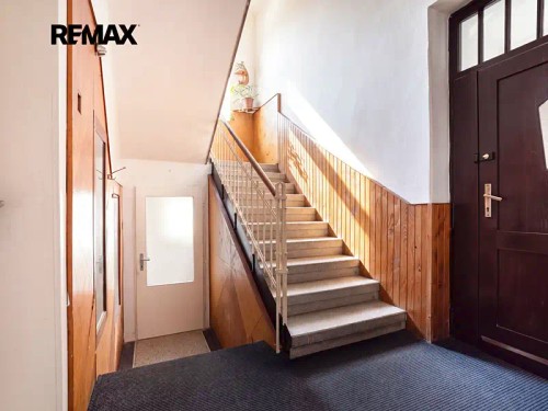 Prodej domu 385 m², pozemek 199 m²