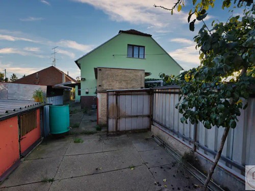 Prodej domu 240 m², pozemek 867 m²