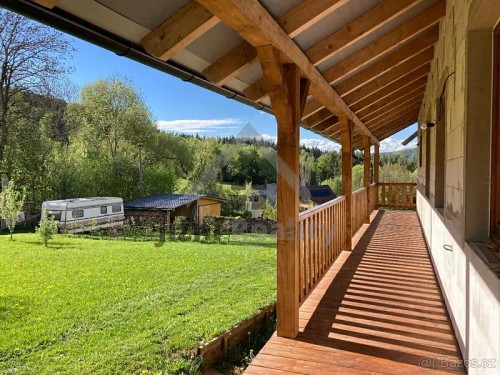 Prodej domu 300 m², pozemek 1500 m²