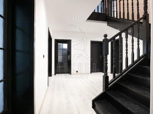 Prodej domu 298 m², pozemek 730 m²