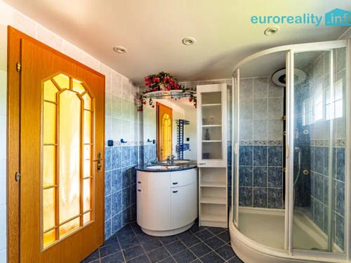 Prodej domu 210 m², pozemek 1068 m²