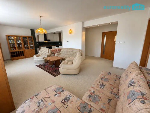 Prodej domu 220 m², pozemek 945 m²