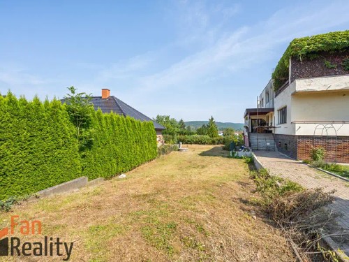 Prodej stavebního pozemku 692 m²