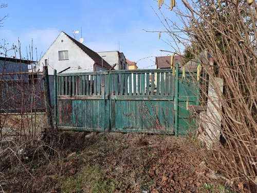 Prodej stavebního pozemku 2032 m²